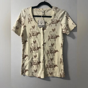 NWT Women’s Kate Quinn Stacked Animal Tshirt